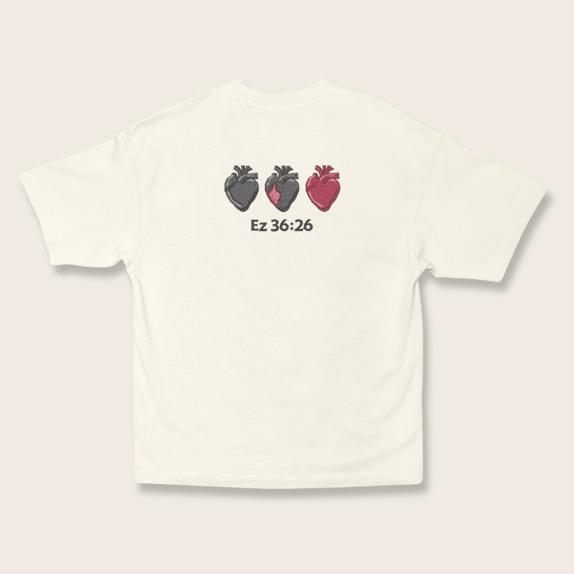 Camiseta Oversized - Tirarei de vocês o coração de pedra